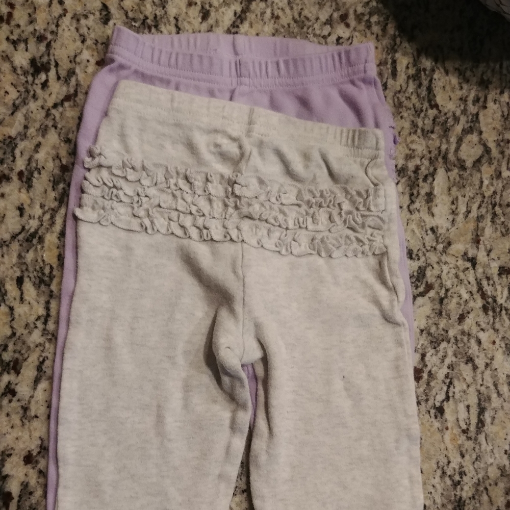 Koala Baby 9-12 month ruffle bottom leggings